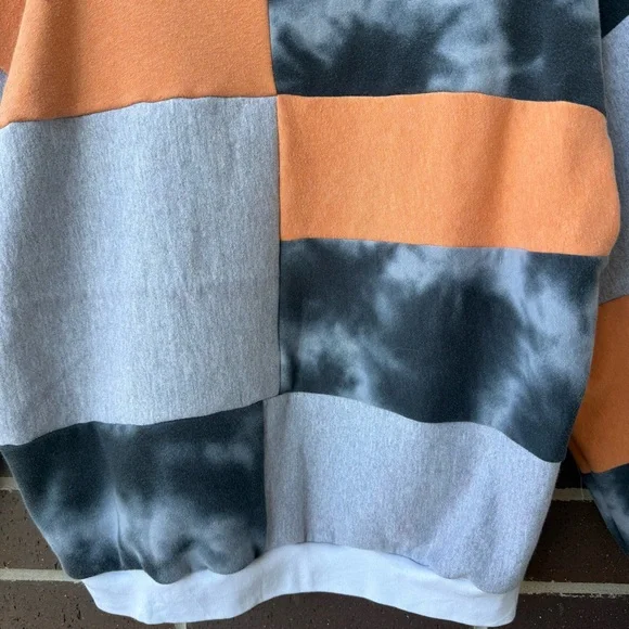 Fleetwood Mac Dreams Women's Patchwork Crew Neck Sweater Women’s L - Picture 6 of 6